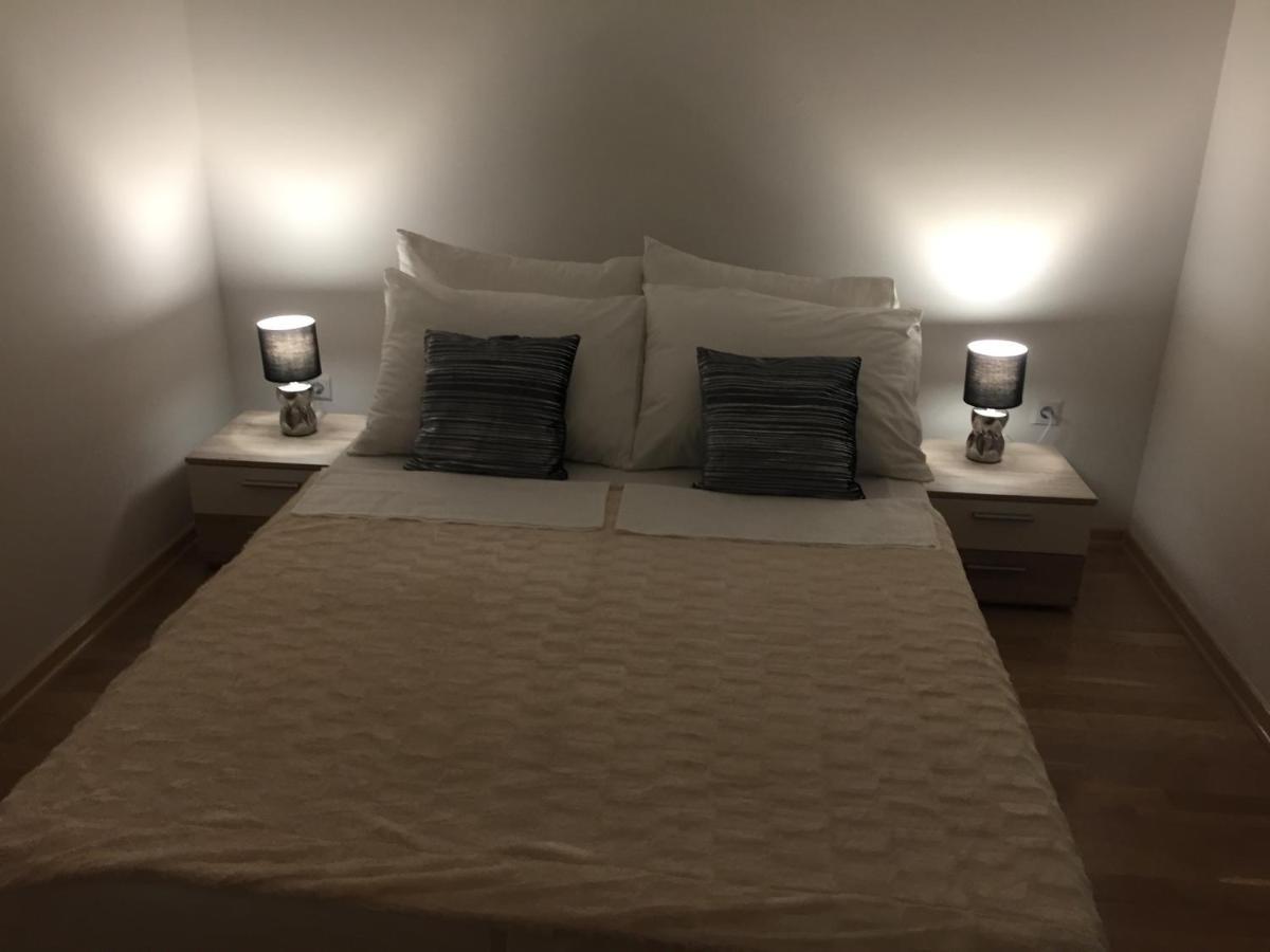Apartman Toni Новаля Екстериор снимка