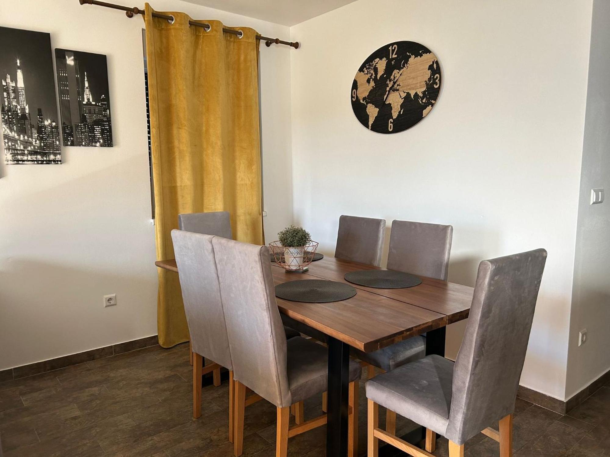 Apartman Toni Новаля Екстериор снимка